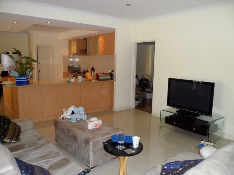 6 Mohan Loop, Hammond Park WA 6164