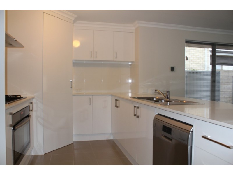 37 Burlington Drive, Baldivis WA 6171