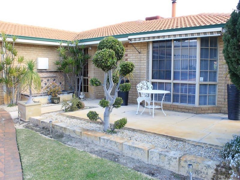 12 Carnation Place, Yangebup WA 6164