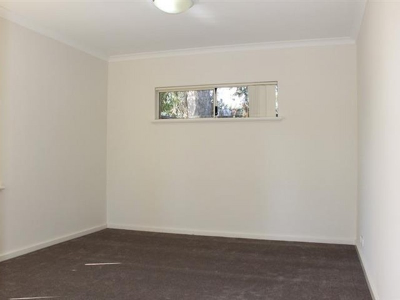 Unit 2/470 Riverton Drive East, Riverton WA 6148