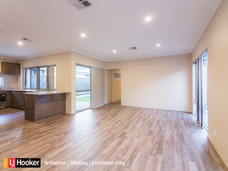 7 Sunstone Boulevard, Banjup WA 6164