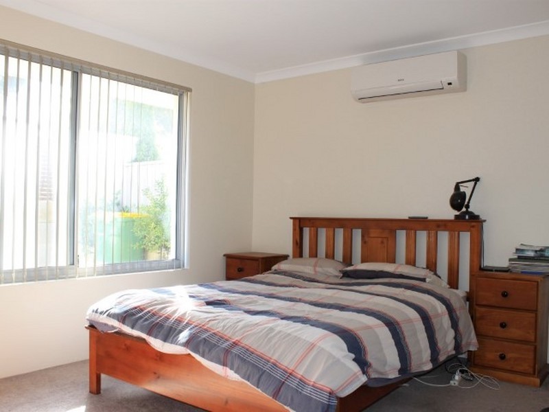 5 Long Street, Beaconsfield WA 6162