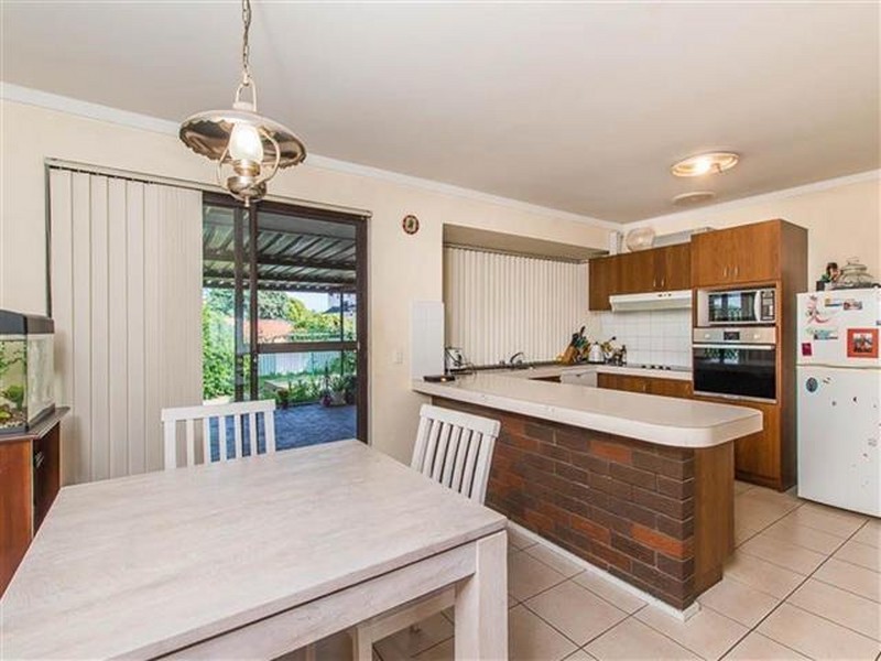 14 Bondini Way, Bibra Lake WA 6163