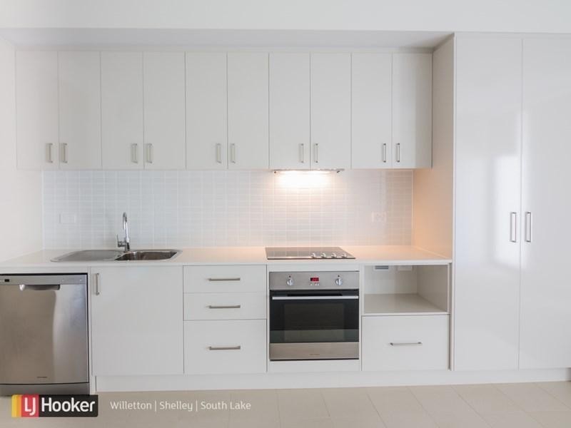 Pallett Avenue/12 15, Coogee WA 6166