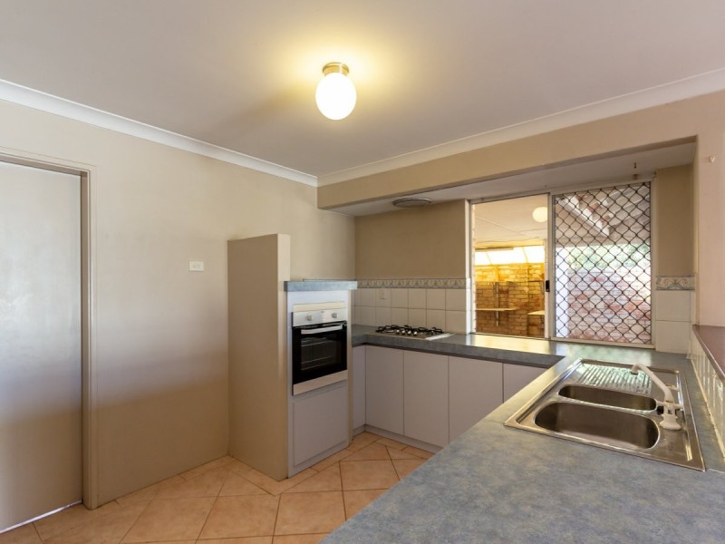 25 Veneta Circuit, Atwell WA 6164