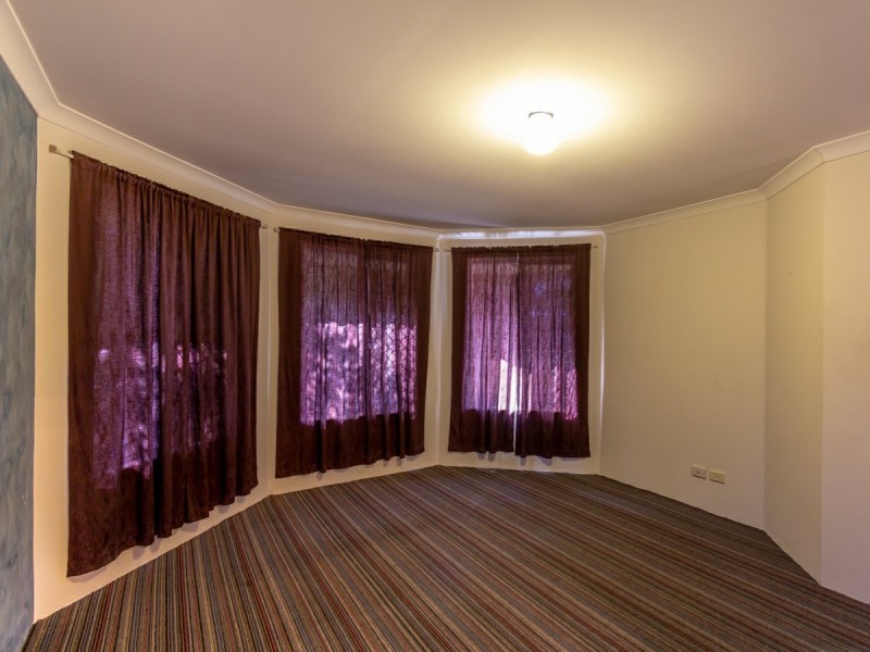 25 Veneta Circuit, Atwell WA 6164