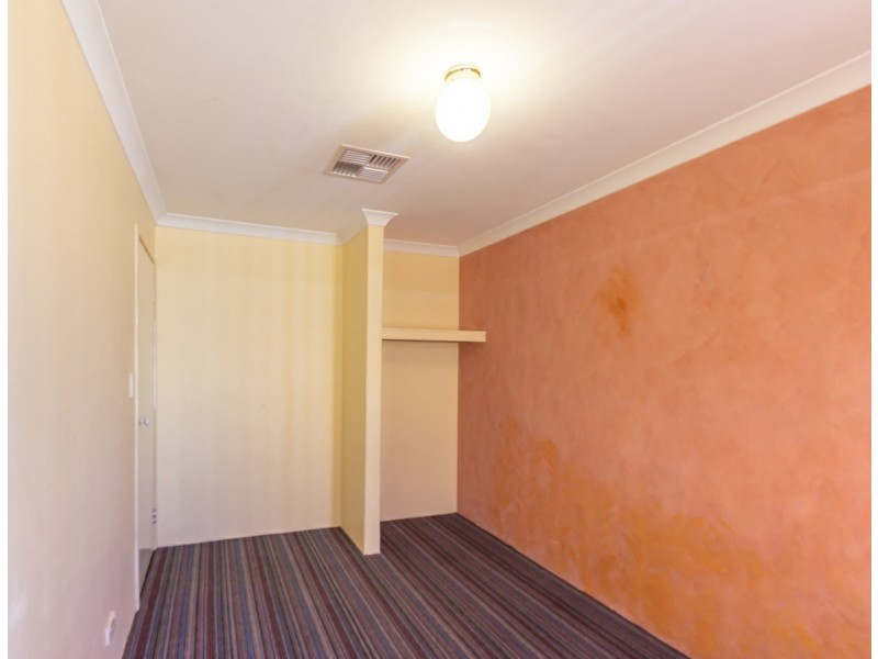 25 Veneta Circuit, Atwell WA 6164