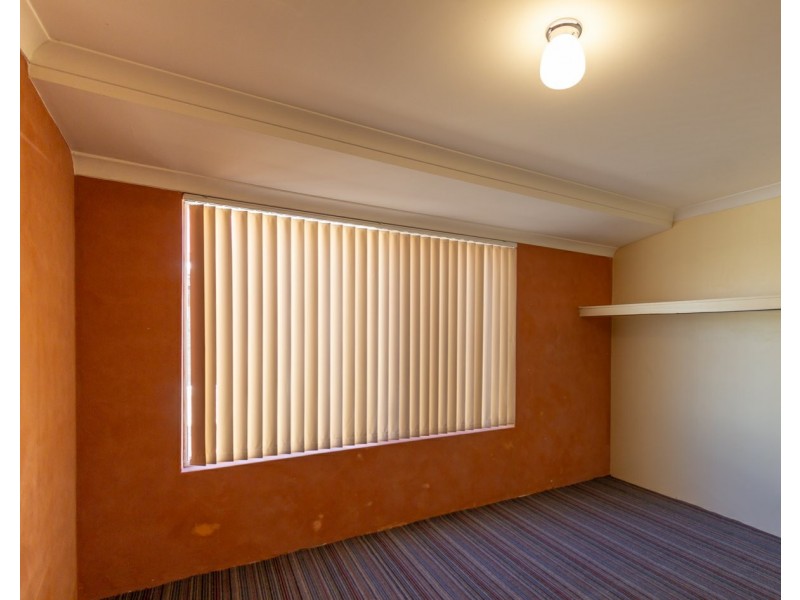 25 Veneta Circuit, Atwell WA 6164