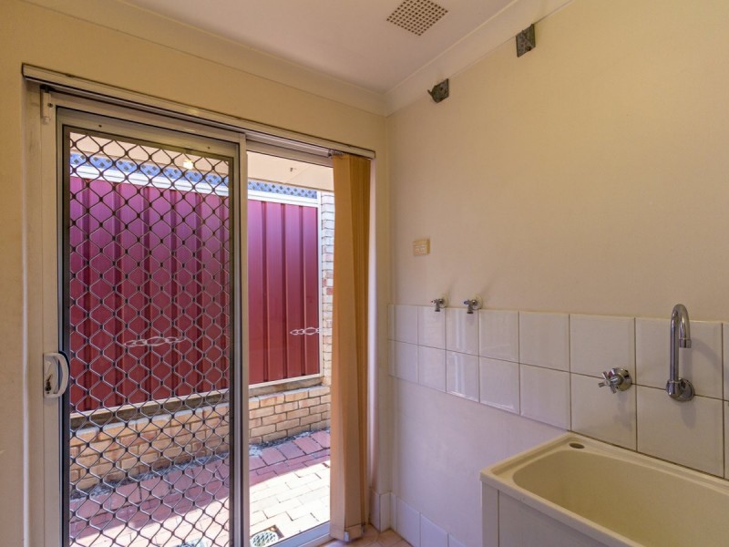 25 Veneta Circuit, Atwell WA 6164