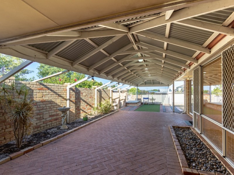 25 Veneta Circuit, Atwell WA 6164
