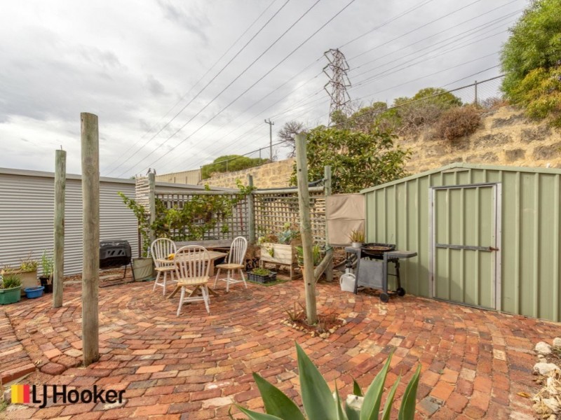 25 Claygate Road, Hamilton Hill WA 6163