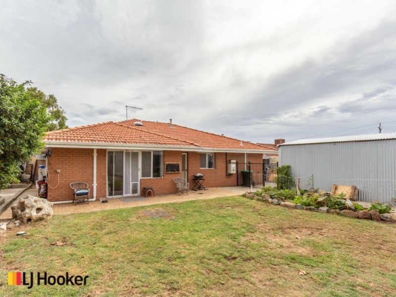 25 Claygate Road, Hamilton Hill WA 6163