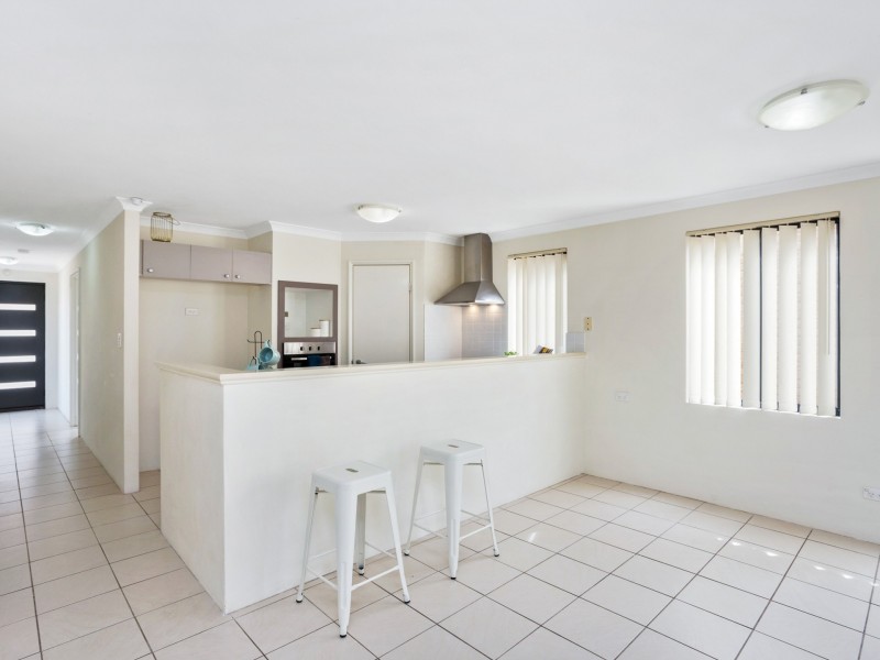 21/17-21 Third Avenue, Kelmscott WA 6111