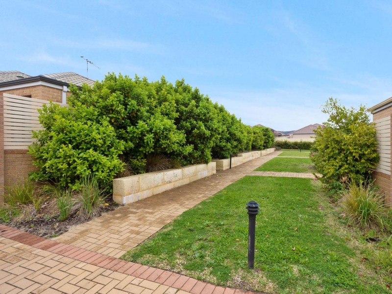 21/17-21 Third Avenue, Kelmscott WA 6111