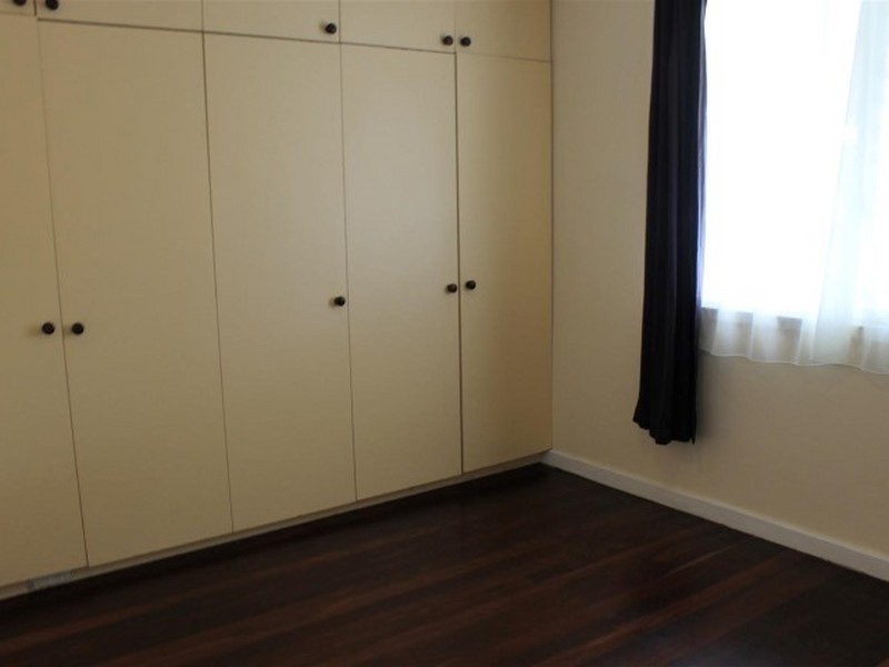 11 Gregory Way, Coolbellup WA 6163