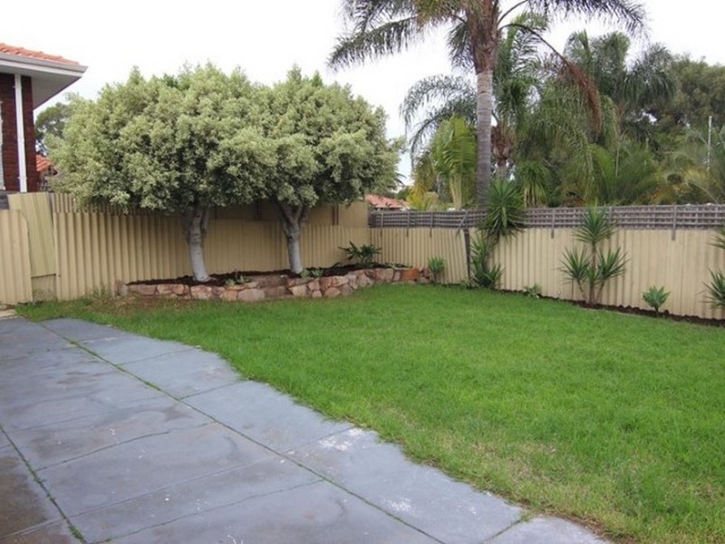 33 Edeline Street, Spearwood WA 6163