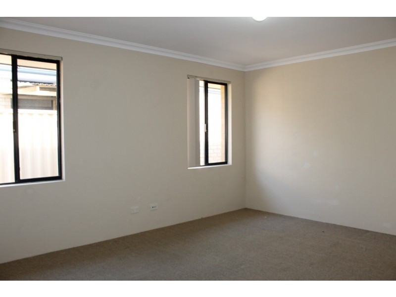 18 Kumarina Drive, Secret Harbour WA 6173