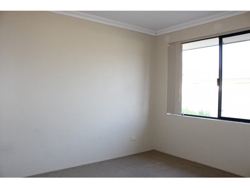 18 Kumarina Drive, Secret Harbour WA 6173