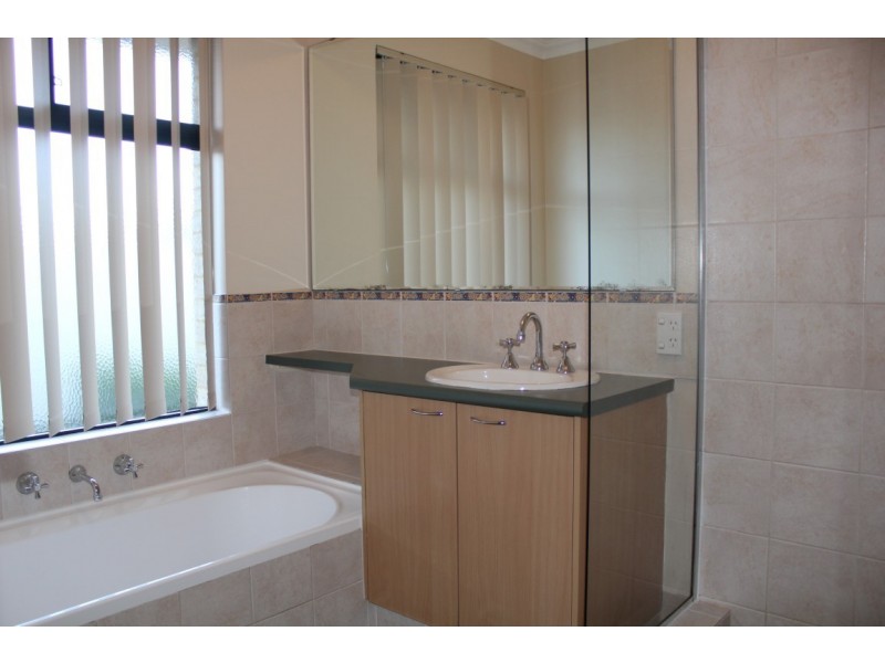 18 Kumarina Drive, Secret Harbour WA 6173