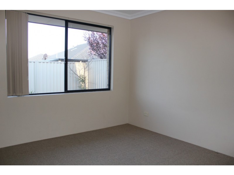 18 Kumarina Drive, Secret Harbour WA 6173