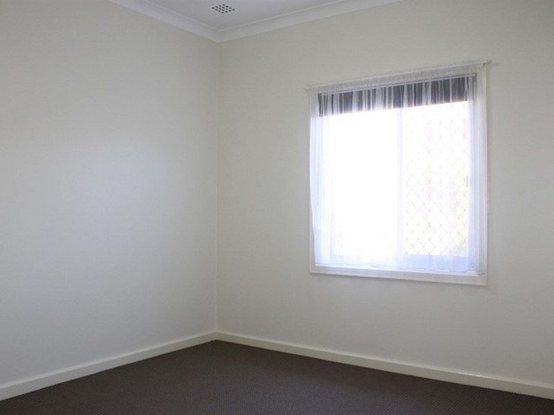 21 Bone Street, St James WA 6102
