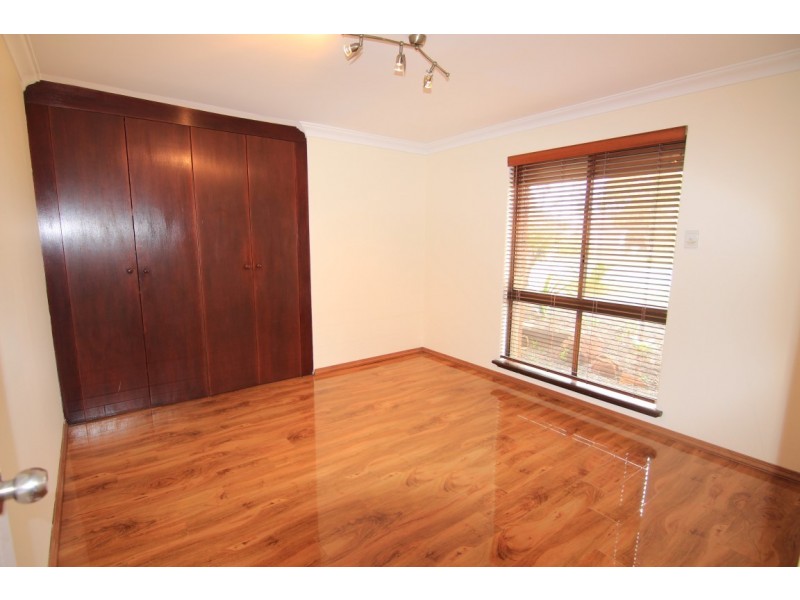 6 Robbins Place, Shelley WA 6148