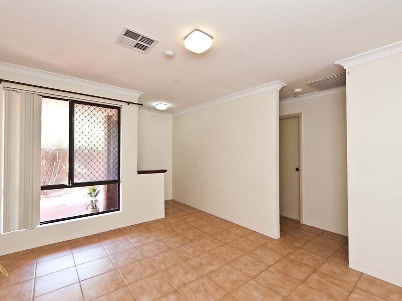 6/15 Golf Road, Parkwood WA 6147