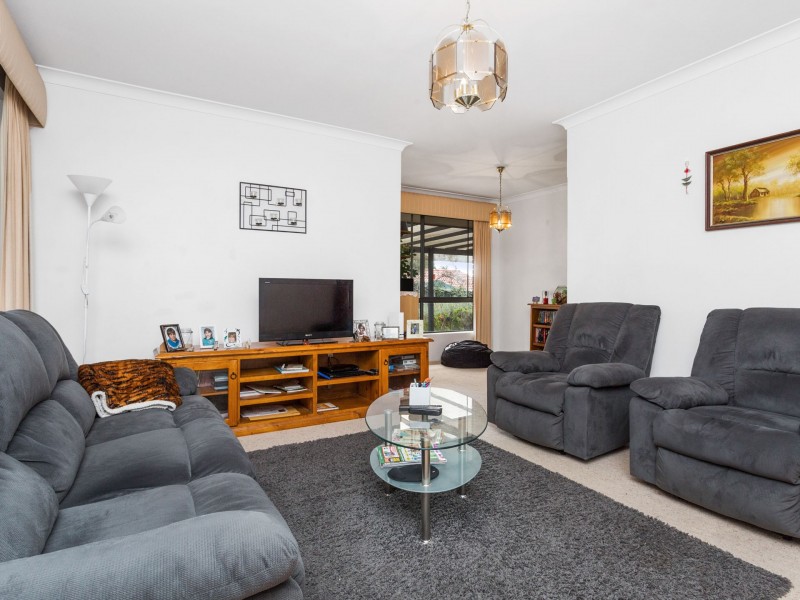113 Plover Drive, Yangebup WA 6164
