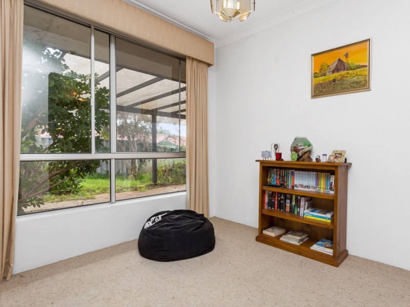 113 Plover Drive, Yangebup WA 6164