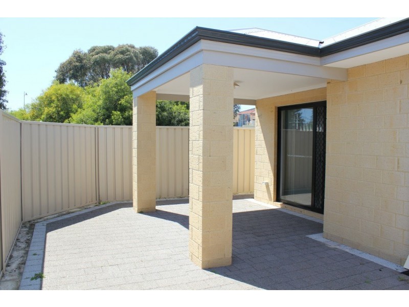 41a SAWLE ROAD, Hamilton Hill WA 6163