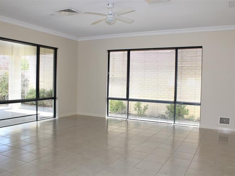 37 Modillion Avenue, Shelley WA 6148