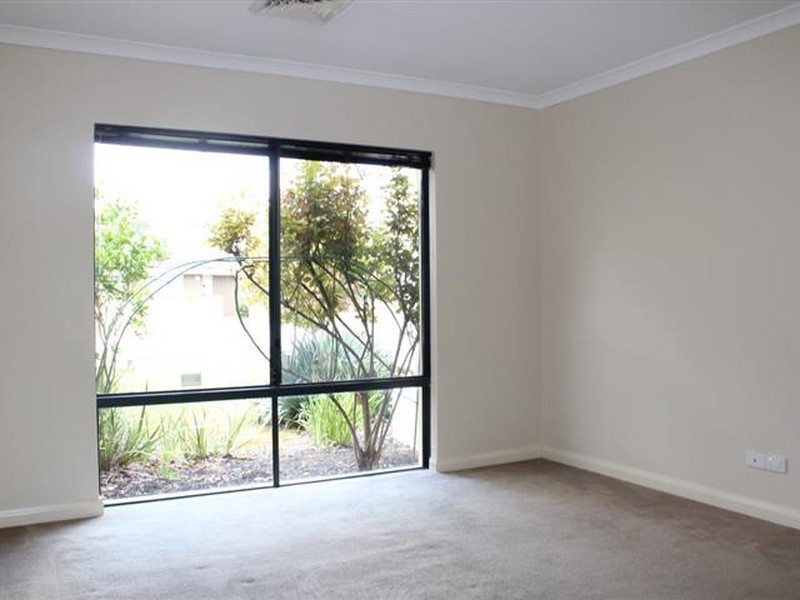 37 Modillion Avenue, Shelley WA 6148