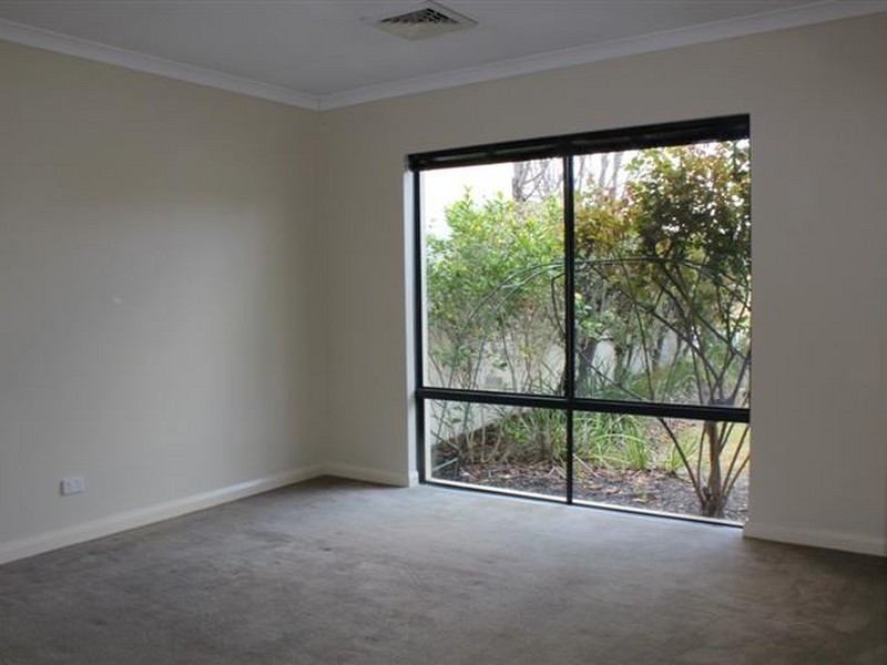 37 Modillion Avenue, Shelley WA 6148