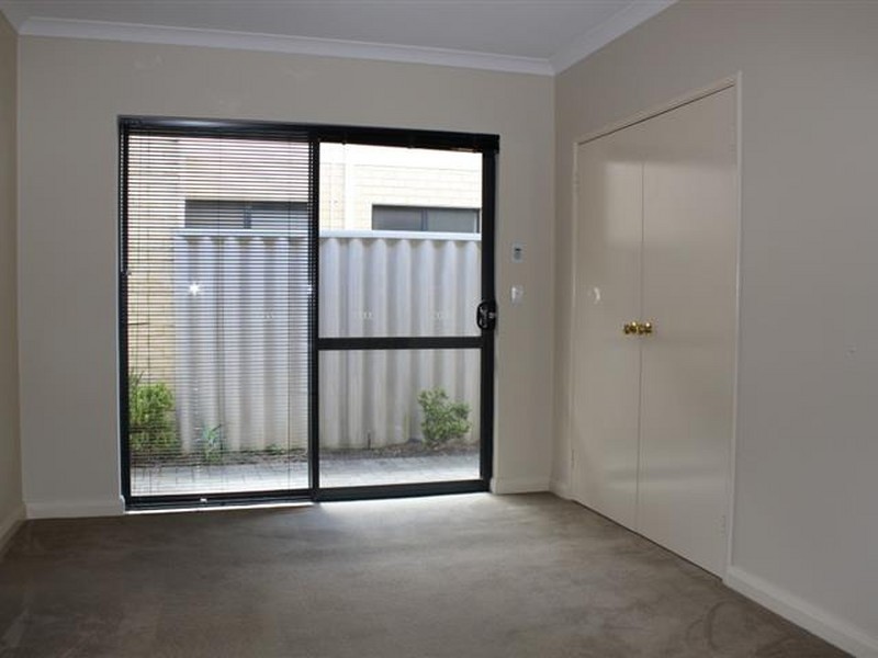 37 Modillion Avenue, Shelley WA 6148