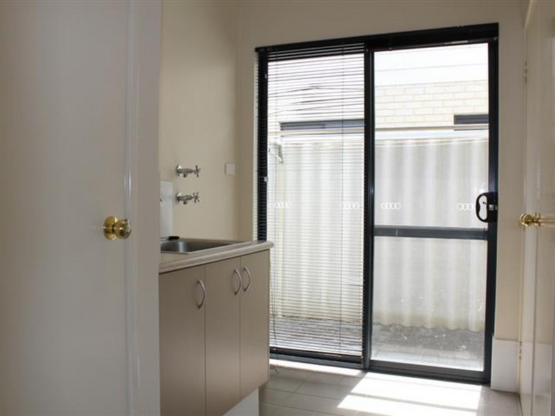 37 Modillion Avenue, Shelley WA 6148