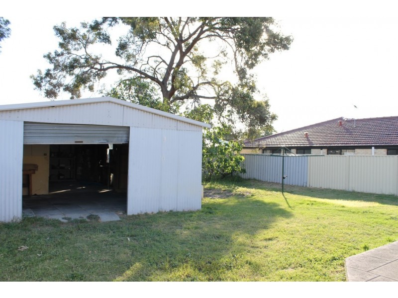 416 Belgravia Street, Cloverdale WA 6105