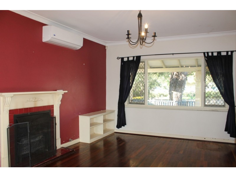 416 Belgravia Street, Cloverdale WA 6105