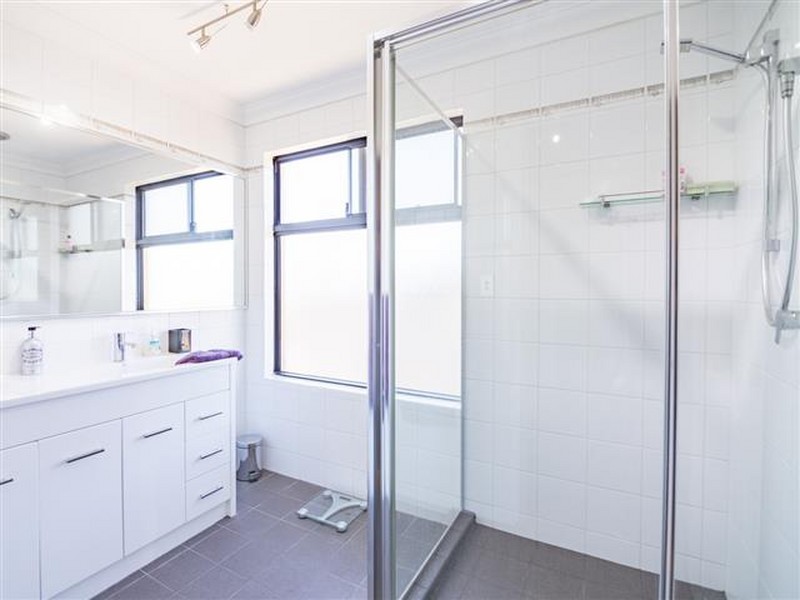 62 Carnegie Parade, Success WA 6164