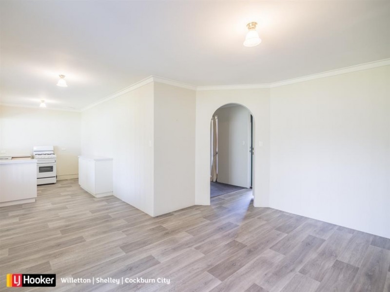 17 Plumridge Way, South Lake WA 6164