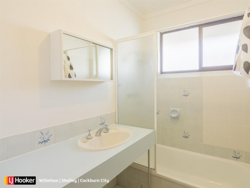 17 Plumridge Way, South Lake WA 6164