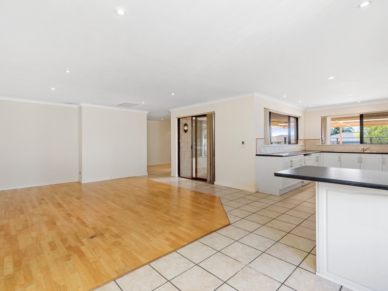 2 McFarlane Close, Willetton WA 6155