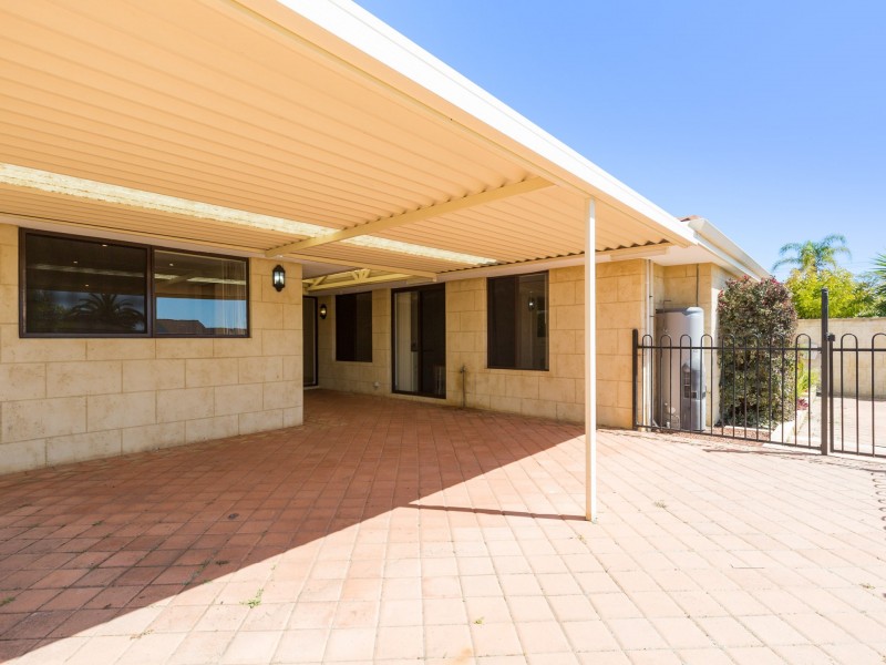 2 McFarlane Close, Willetton WA 6155