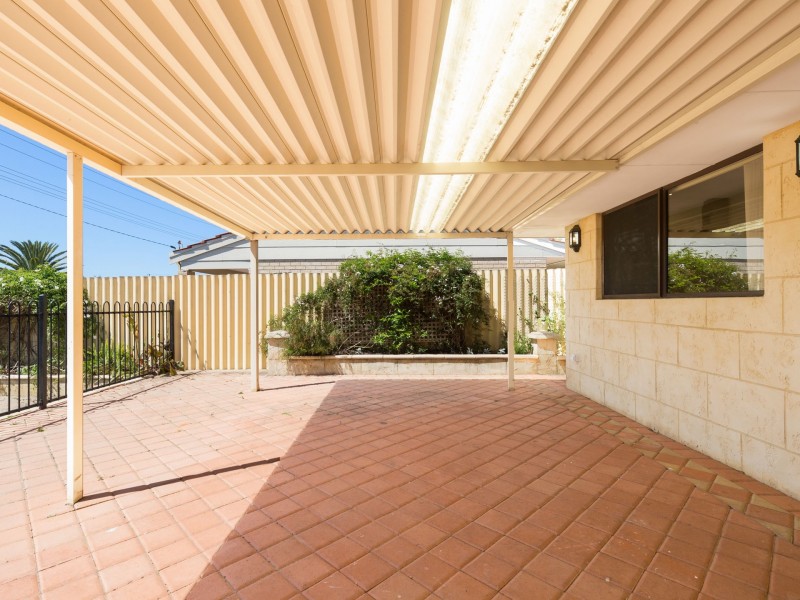2 McFarlane Close, Willetton WA 6155