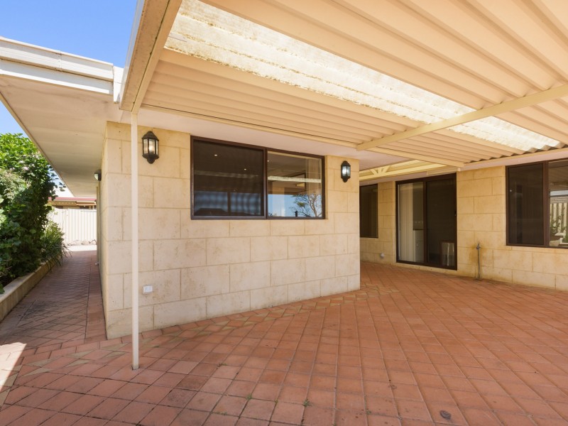 2 McFarlane Close, Willetton WA 6155