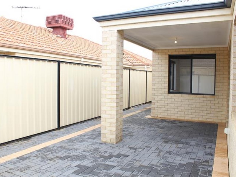 46a Sawle Road, Hamilton Hill WA 6163