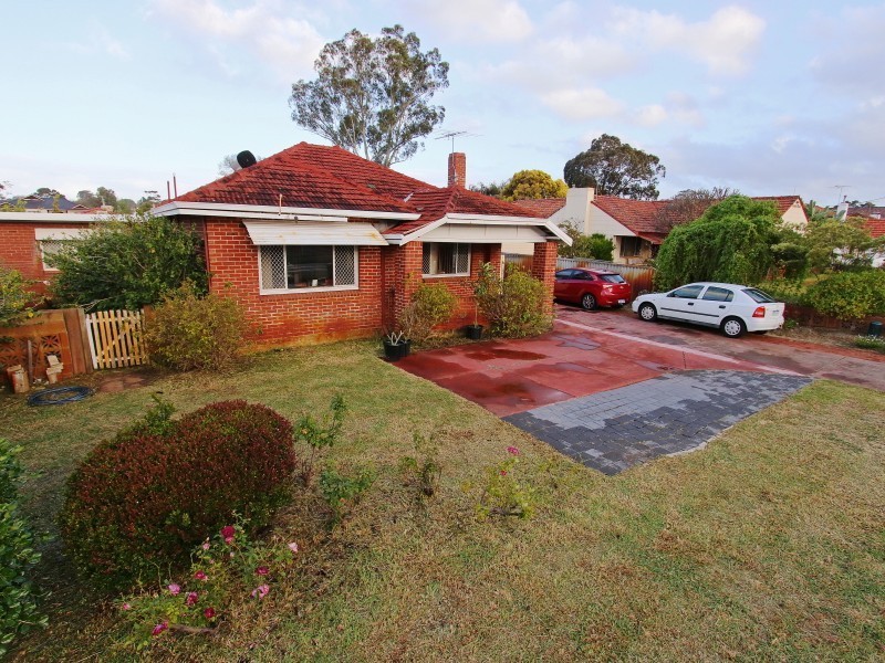 10 North Lake Road, Alfred Cove WA 6154