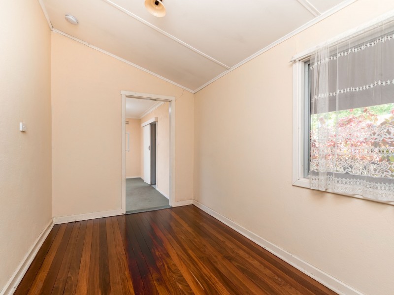10 North Lake Road, Alfred Cove WA 6154
