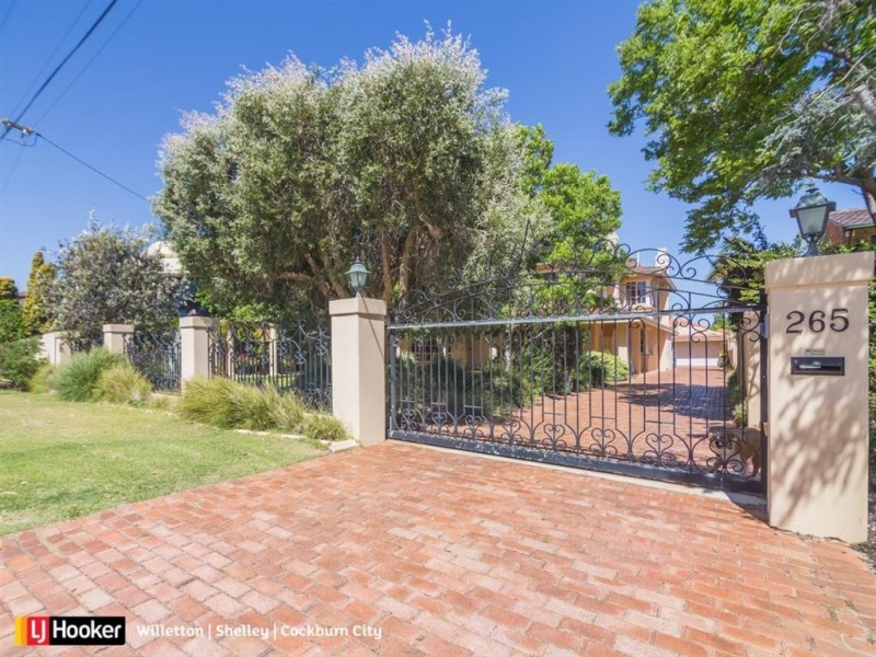 265 Riverton Drive, Shelley WA 6148