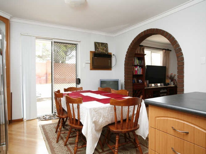 1A & 1B Dalston Crescent, Kardinya WA 6163