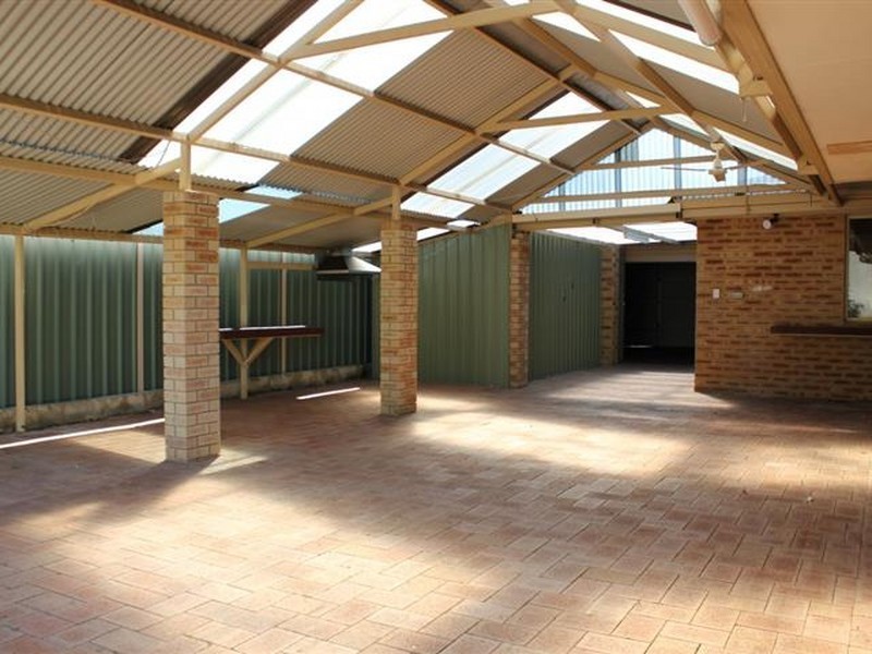 3 Asquith Street, Munster WA 6166